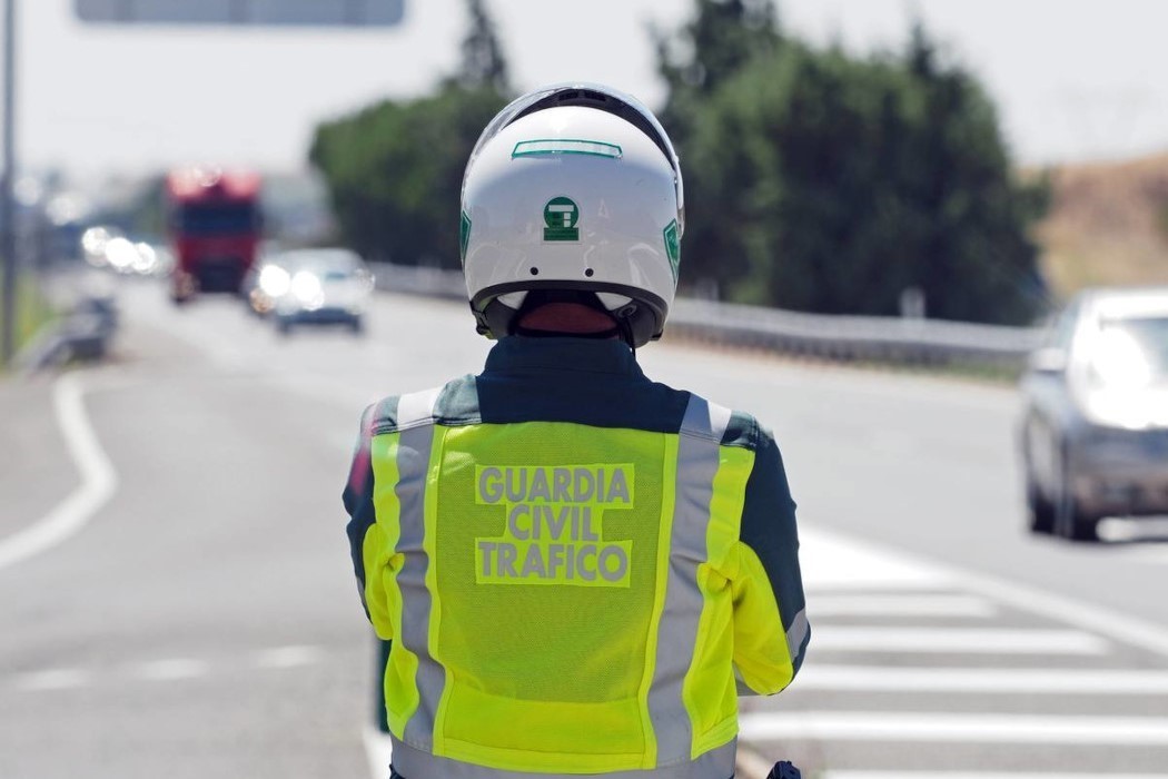 La DGT lanza una campaña de vigilancia con el objetivo de evitar distracciones al volante